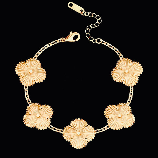 CLOVÉ ARMBAND – GULD